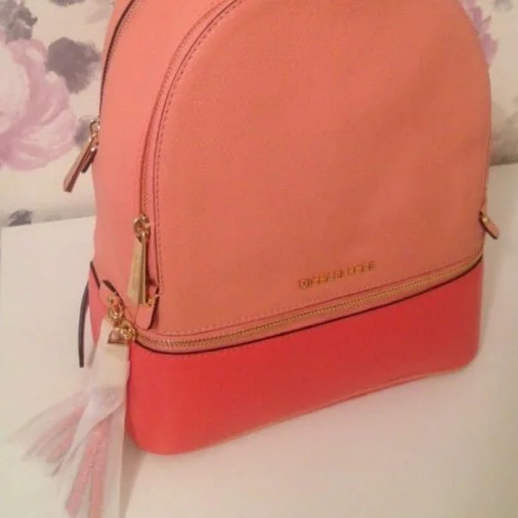 Michael Kors new Rhea backpack - Picture 4 of 6